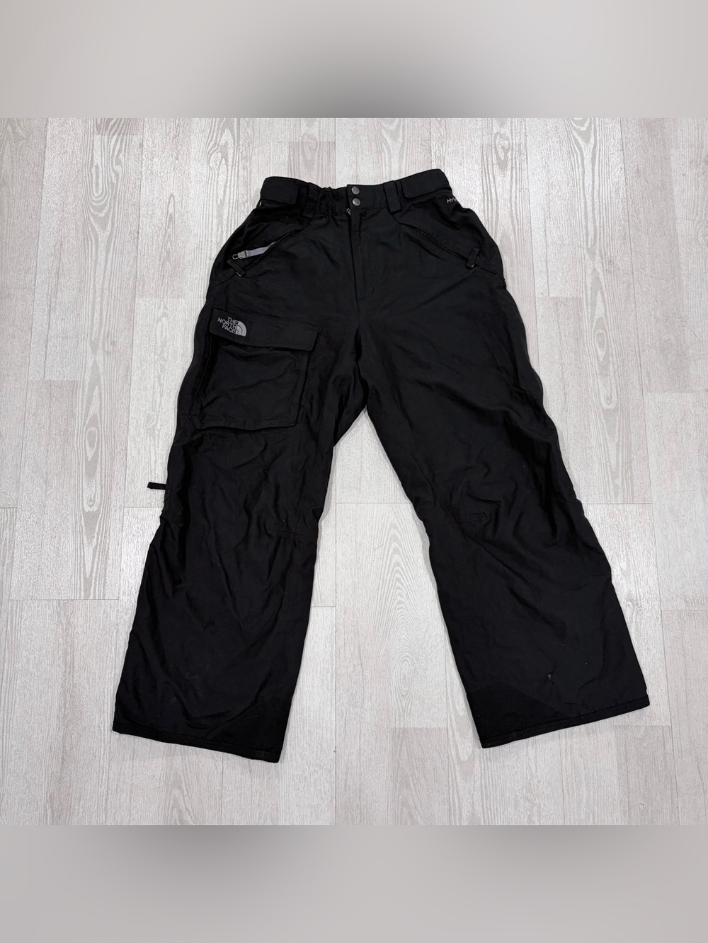 The North Face HyVent Black Ski Snowboard Cargo Pants Men's Medium